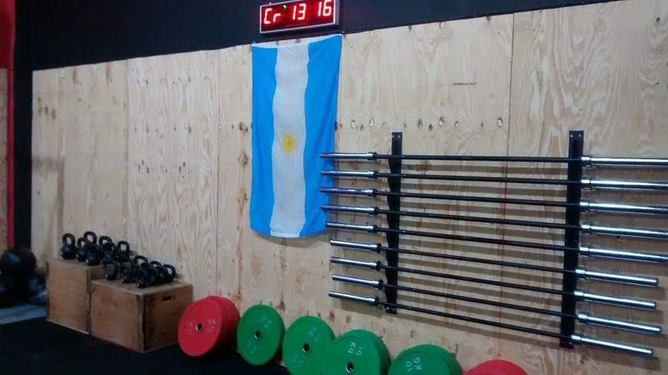 Sector de pesas y fuerza de Invictus Nqn
